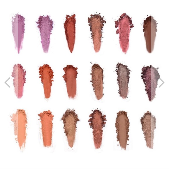 KAB COSMETICS DAY AND NIGHT EYESHADOW PALETTE - Picture 2 of 10